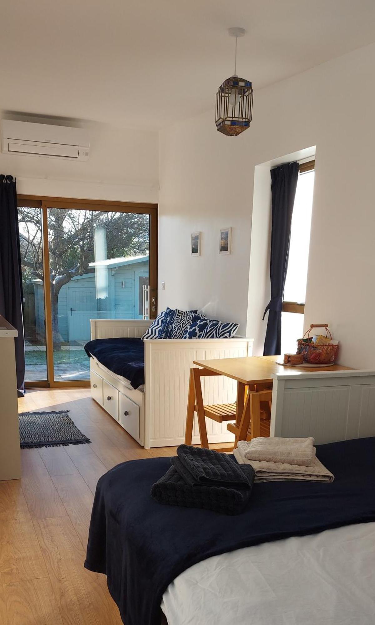 The Apple Tree Apartment Chestfield Екстериор снимка